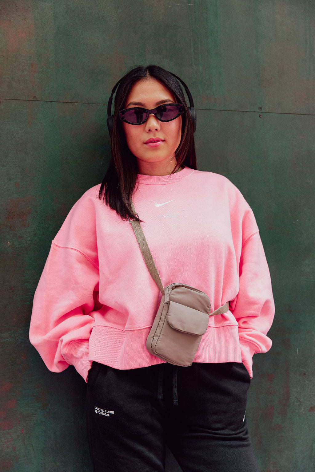 SWEAT ROSE POUR FEMME AW 23/24 TAILLE XS (DQ5761-611)