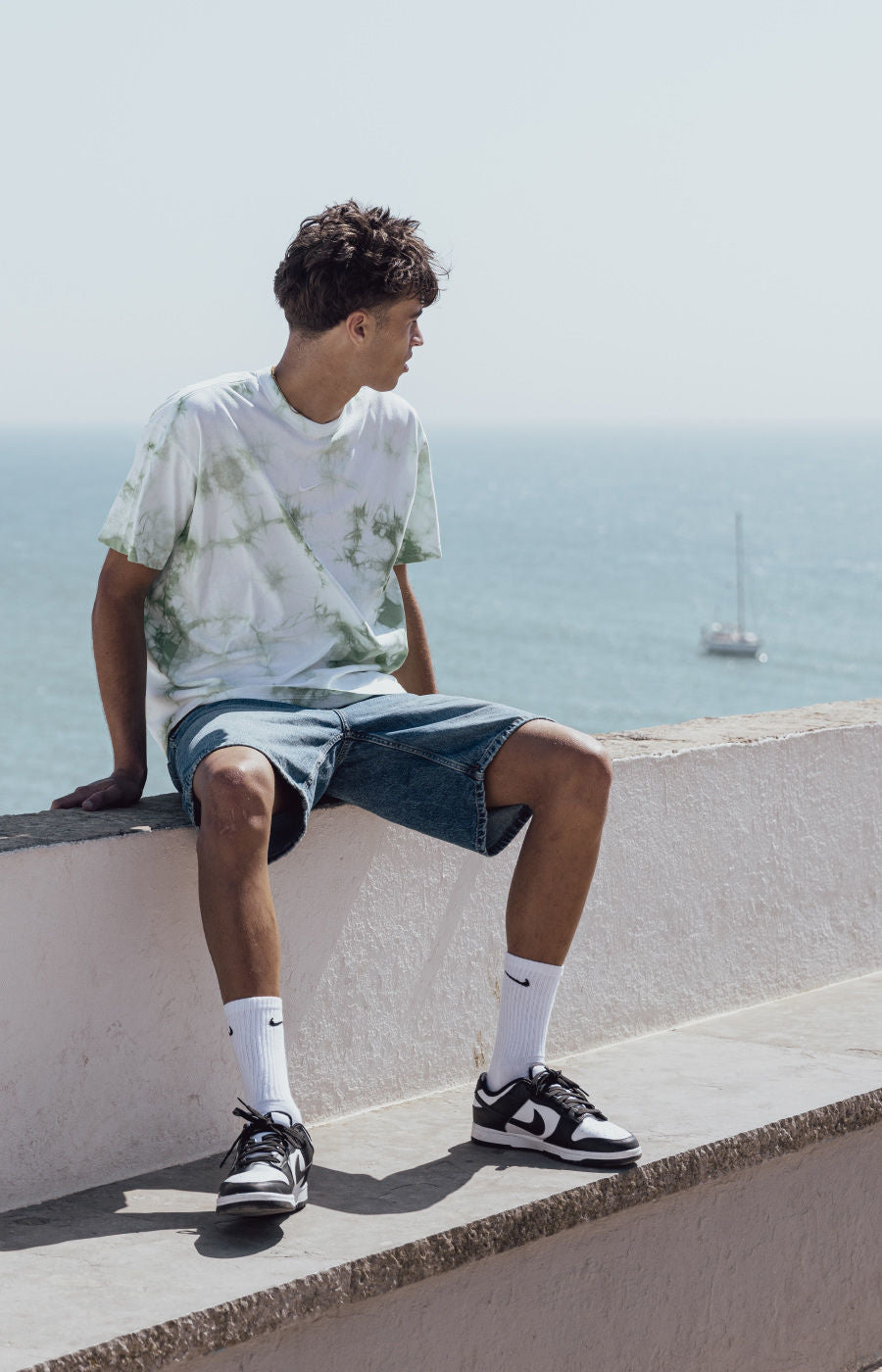 T-SHIRT BRANCA TIE DYE AW24/25 TºS (DO7392-101)
