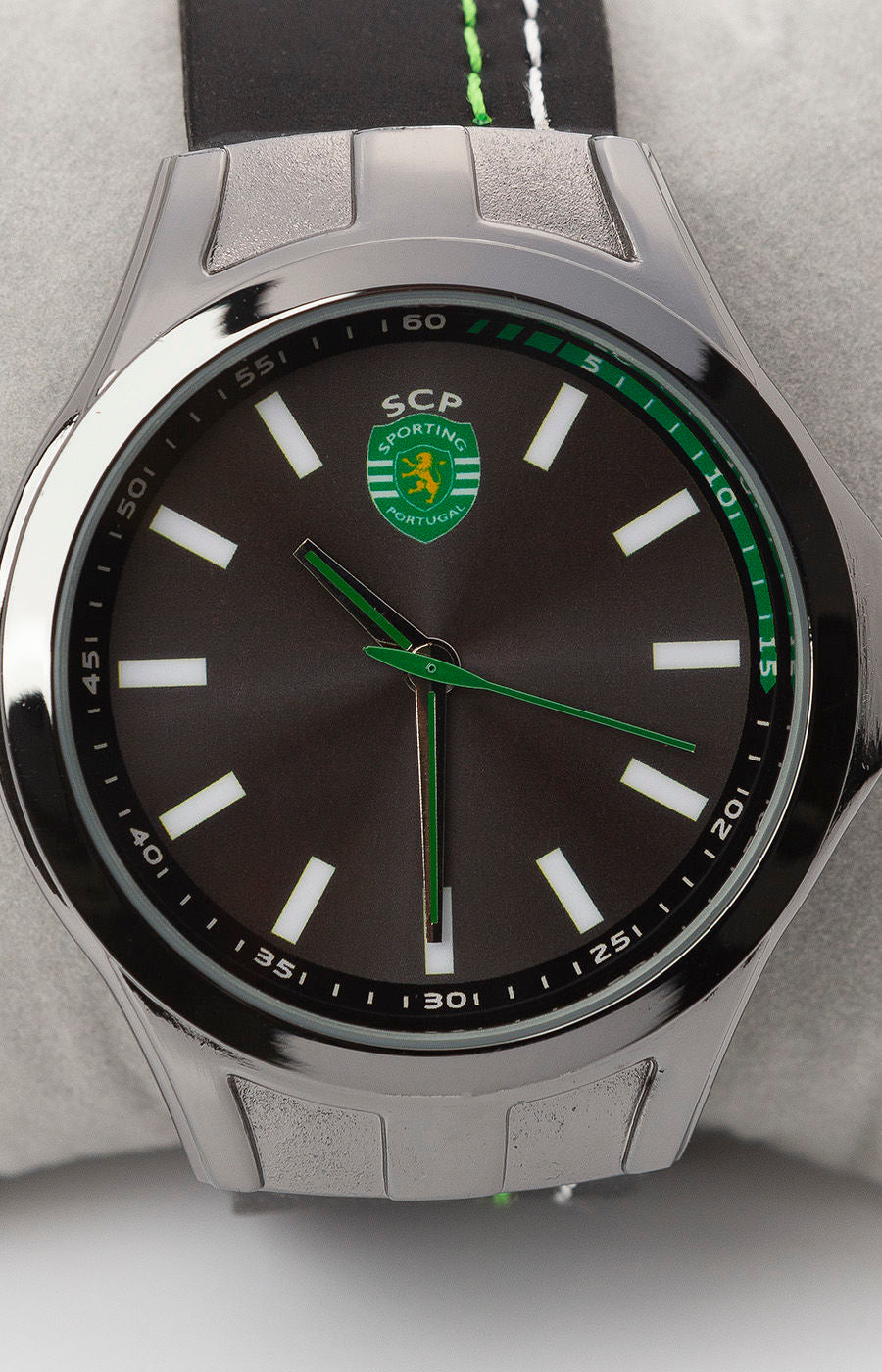 B. SILICONE SCP L2425-4305PT-R150/S Wristwatch