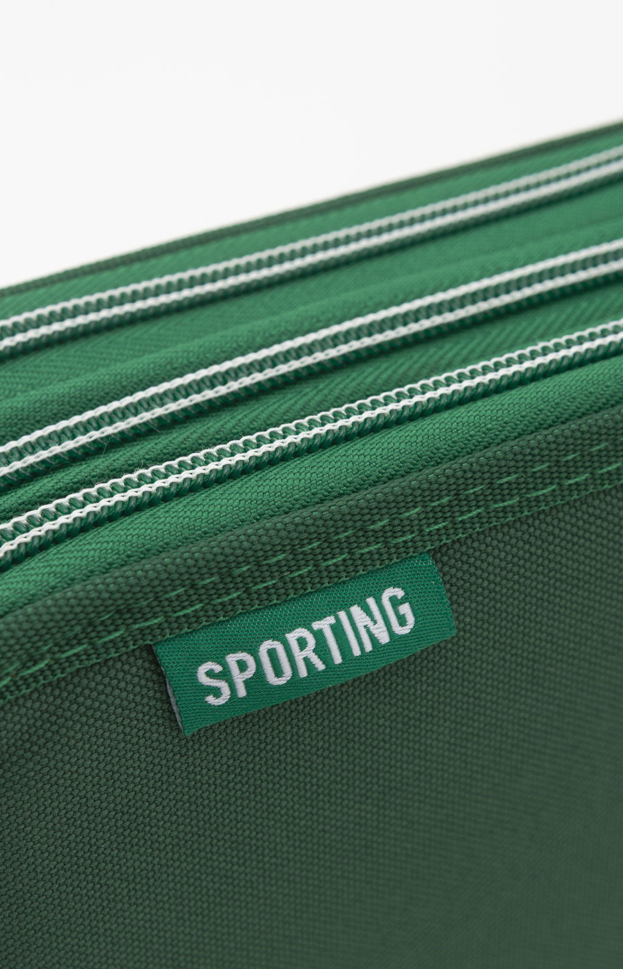 ESTOJO ESCOLAR TRIPLO COM PAPELARIA 2526L-18777PT- 88024