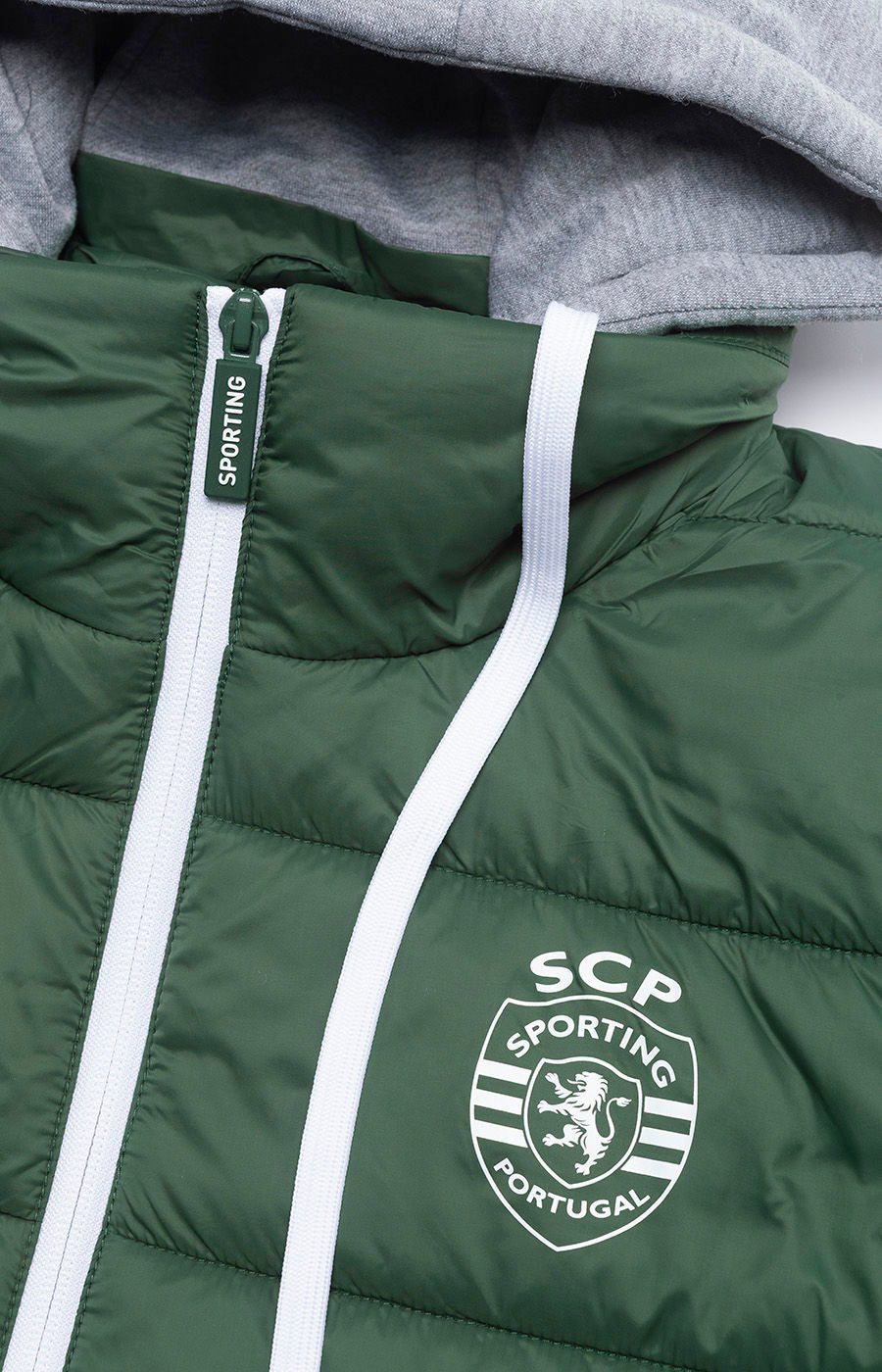 ABRIGO DE INVIERNO HÍBRIDO VERDE CON EMBLEMA XS-H 2526-MP16903EC