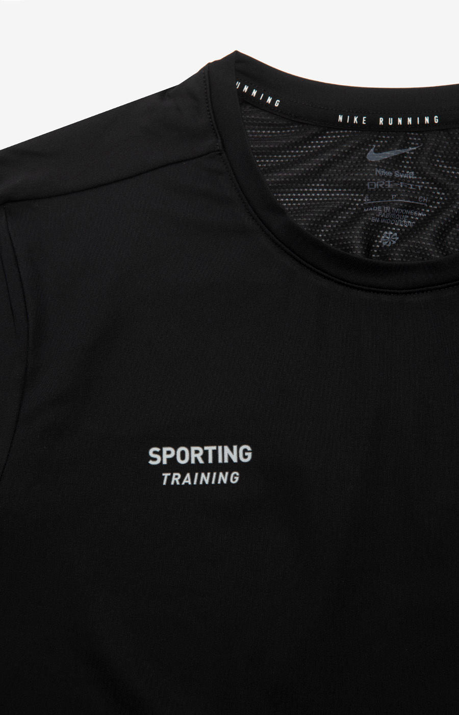 CAMISETA NEGRA DEPORTIVA PARA MUJER TALLA XS (HM9698-010)