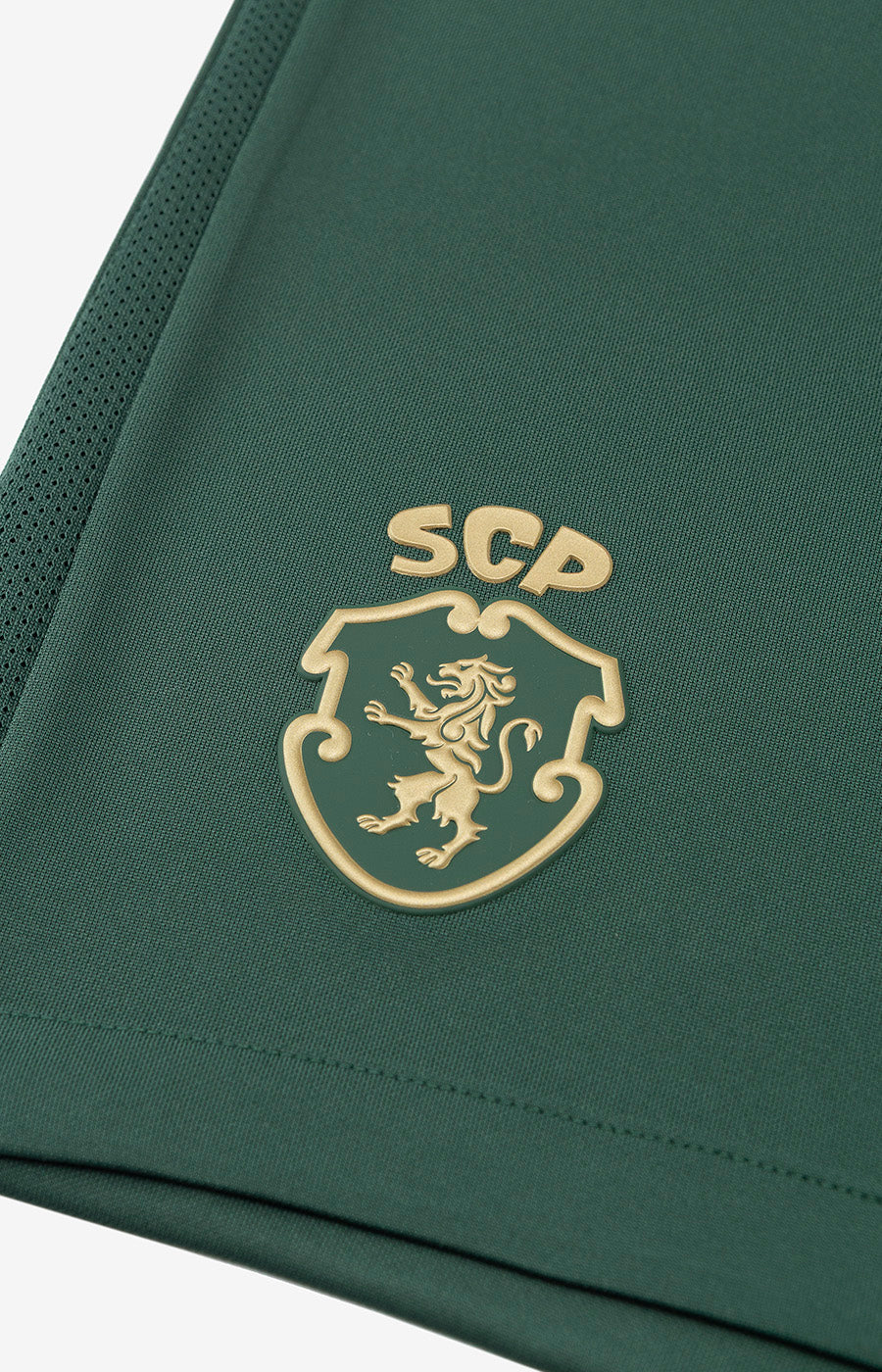 Calções 120 Anos 26/27 Sporting Pormenor Emblema SCP