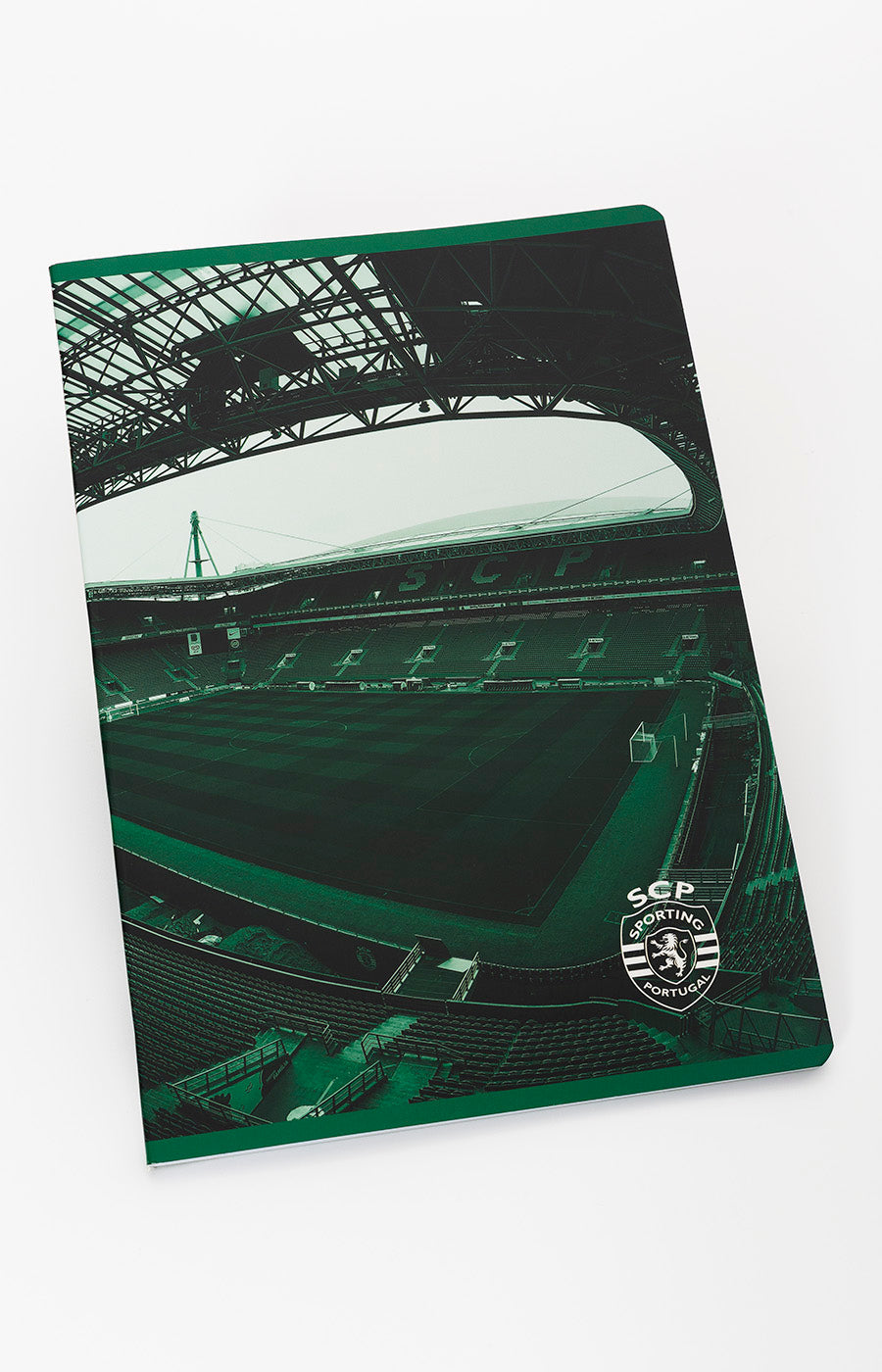 Caderno Escolar Agrafado A4 do Sporting, com fotografia do estádio do clube na capa.