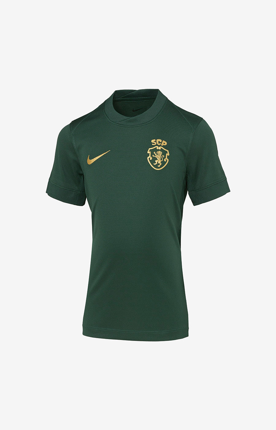 Camisola 120 Anos Strike 26/27 de Criança do Sporting, frente em verde com emblema dourado.