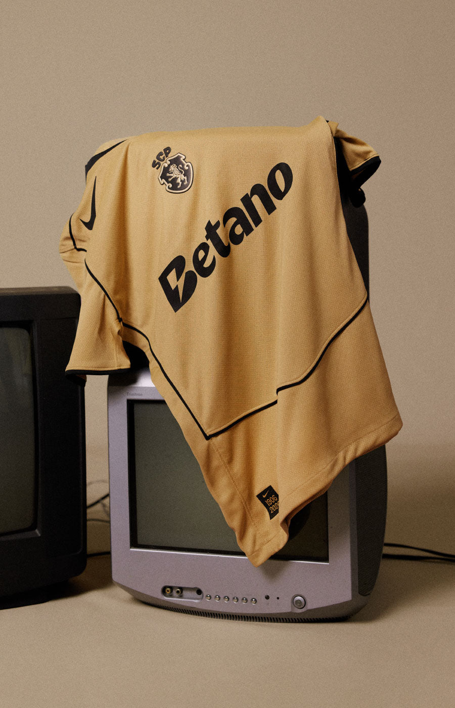 Alternative jersey 26/27, total sessions 90