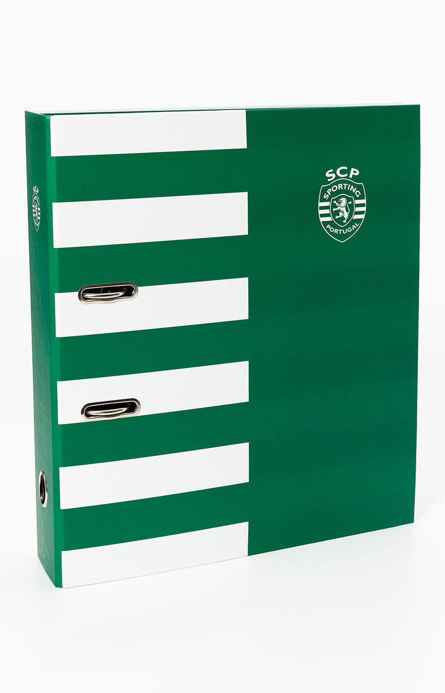 Capa Escolar A4 do Sporting com argolas, capa às riscas verdes e brancas com o emblema do clube.