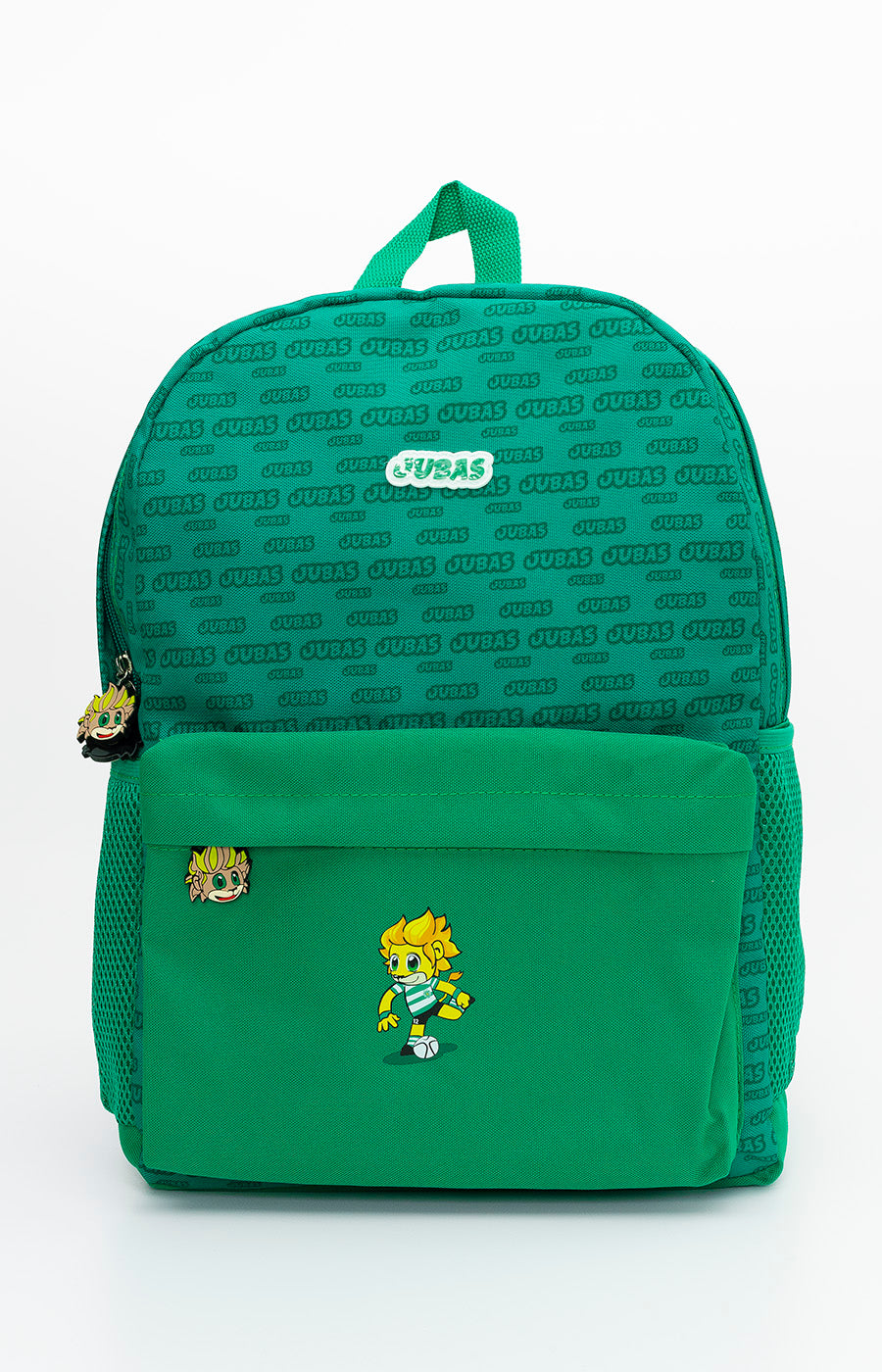 Mochila Escolar Jubas do Sporting em verde, vista de frente com bolso frontal, o Jubas aplicado e um pendente da mascote.