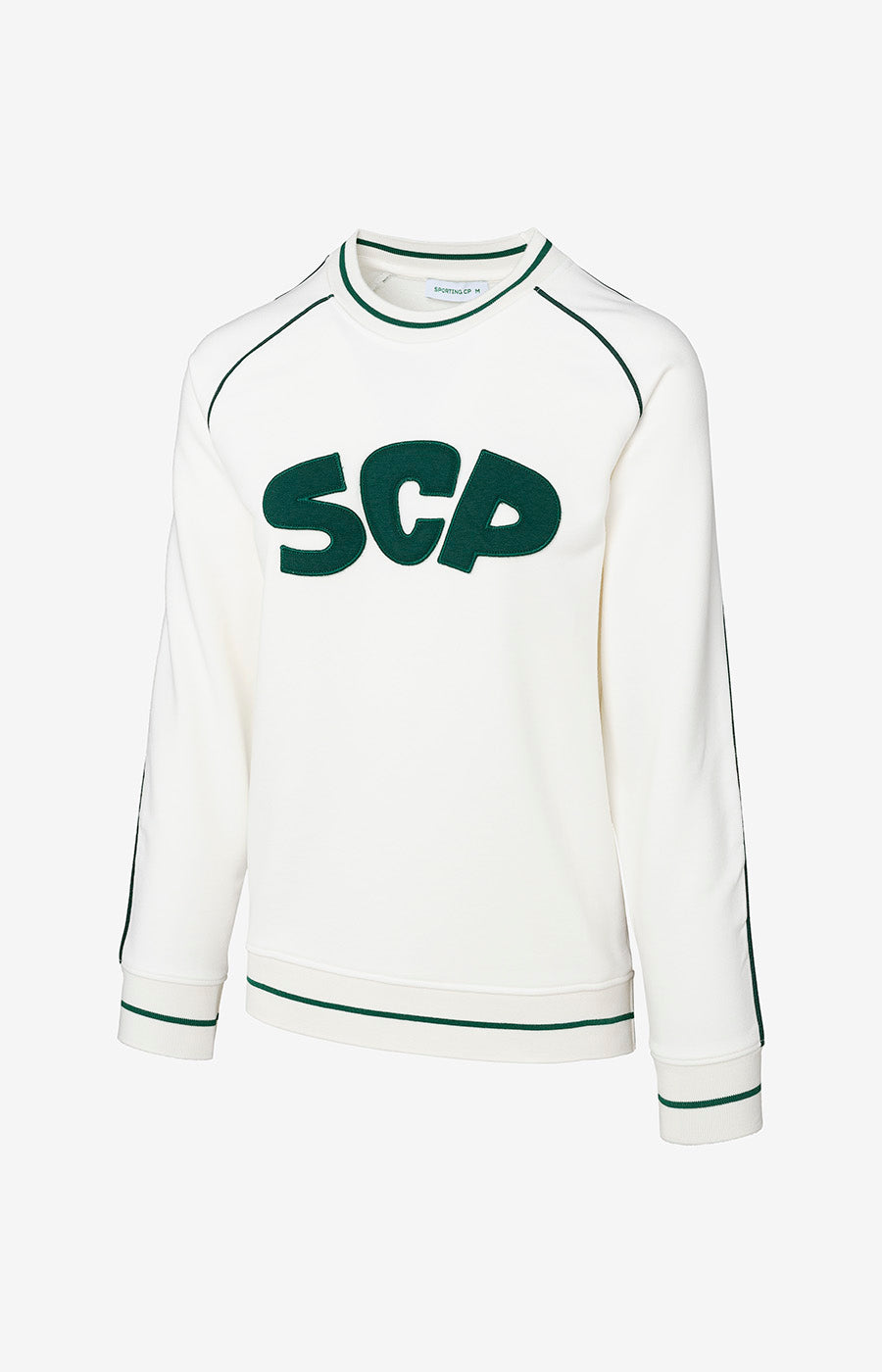 Sweatshirt branca retro do Sporting, com letras SCP em verde na frente e acabamentos verdes.